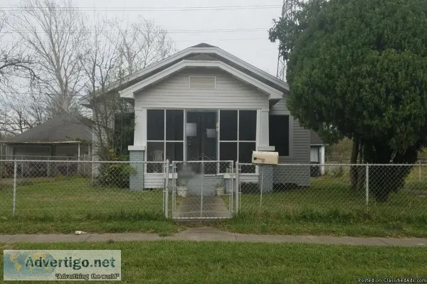 &quotBEAUTIFUL HOME&quot ON CUL-DE-SAC STREET-SEPARATE DINING RO