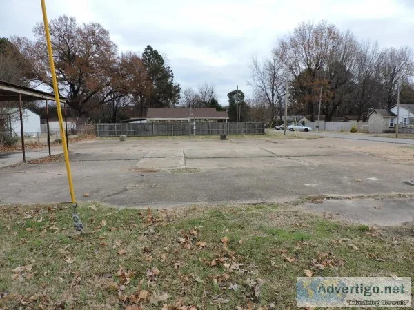 HIGH TRAFFIC AREA COMMERCIAL LOT