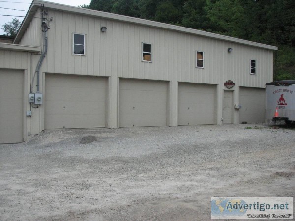 Spacious warehouse for rent in Pleasant Hills