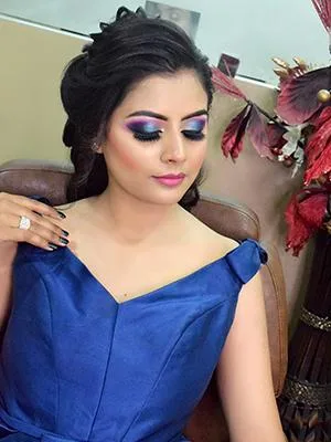 Best Women Hair Salon in Delhi Professional  Makeup Artist in De