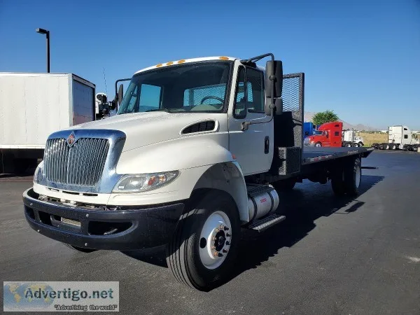 2015 INTERNATIONAL 4300 24FT FLATBED CUMMINS 220HP