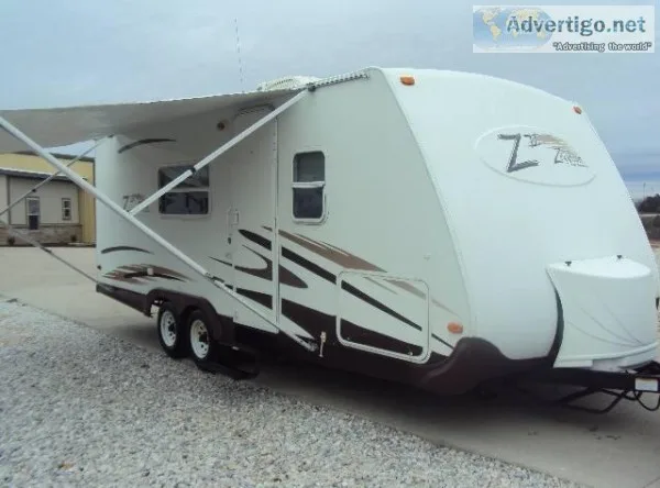 2005 Keystone Zeppelin Z242 Travel Trailer