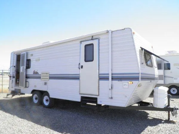 1999 Skyline Nomad 2760 RV Camper