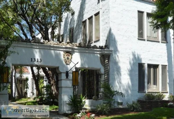 This charming historical apartment features a very spacious layo