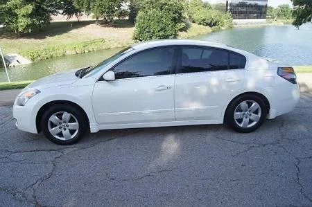 2007 Nissan Altima White Sedan