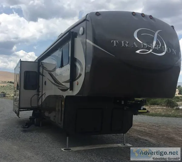 By Owner 2014 38 ft. DRV Tradition Luxury 5th Wheel w3 slides