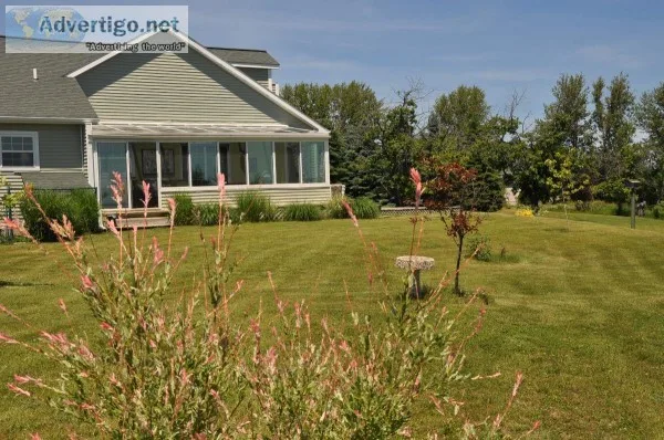 2555 N Evergreen Valley Drive Suttons Bay MI