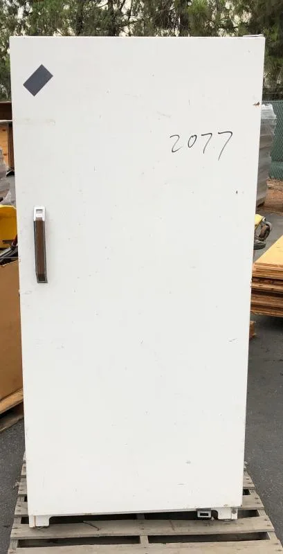MONTGOMERY WARD STAND-UP FREEZER