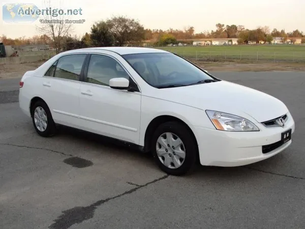 2004 Honda Accord White 4dr Sedan