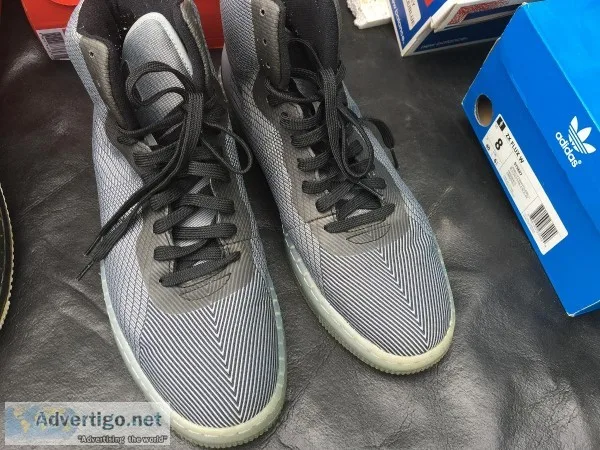 Rare Nike tennis size 10 12