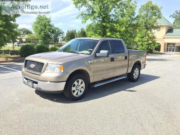 2005 Ford F-150 Tan Pickup Truck