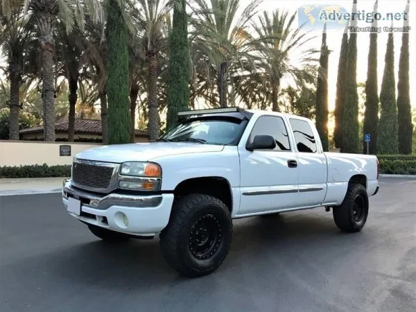 2005 GMC Sierra 1500 White Pickup Truck