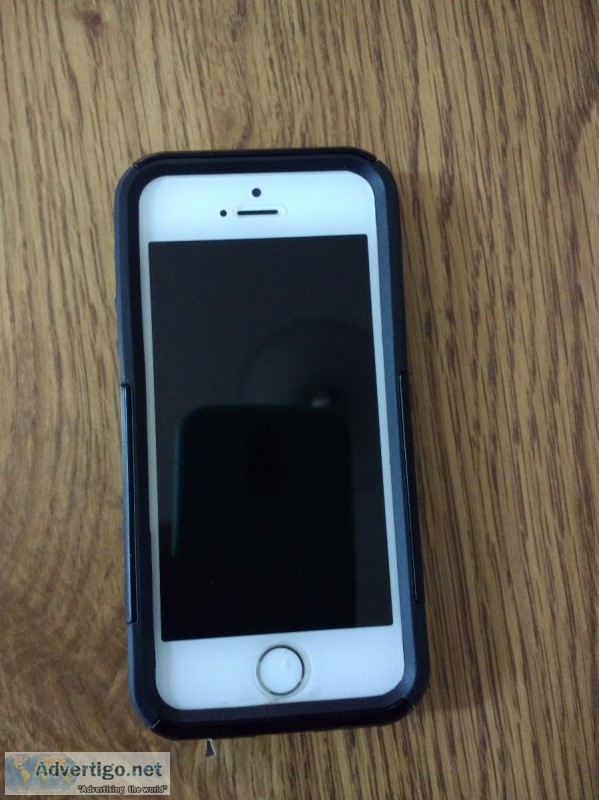 unlocked apple 5s cellphone