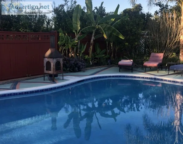 Single Level Pool Home
