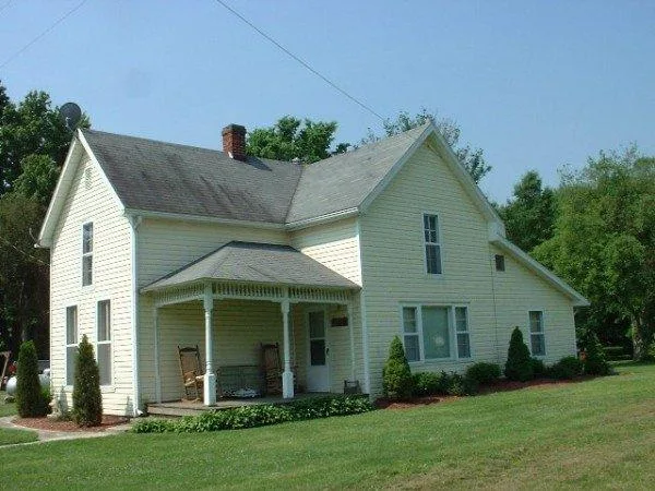 Working Farm and Retail spot