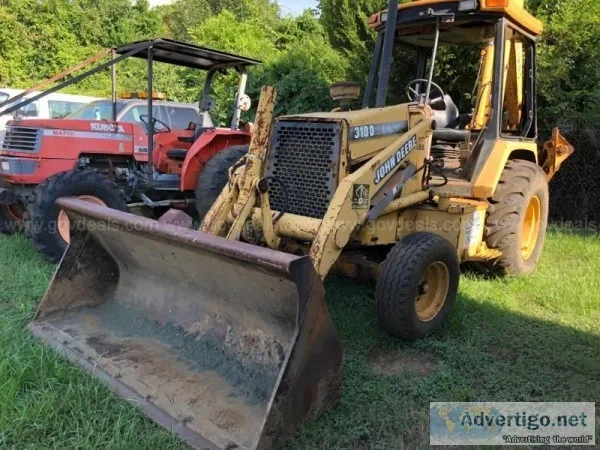 John Deere 310D Backhoe loader