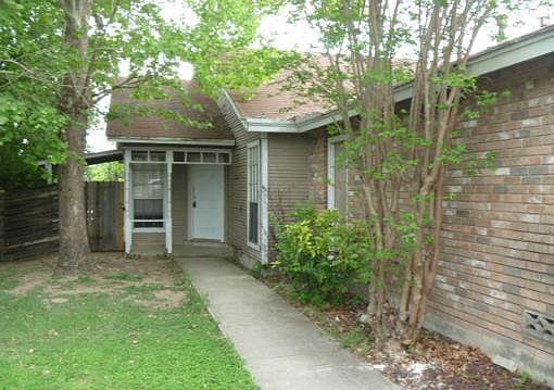 2 Beds 2 Baths for single family use in San Antonio TX 78250