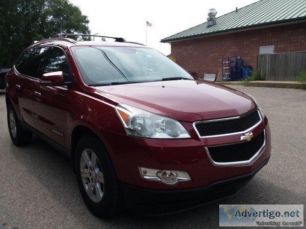 2009 CHEVROLET TRAVERSE LT AWD - 3RD ROW SEAT