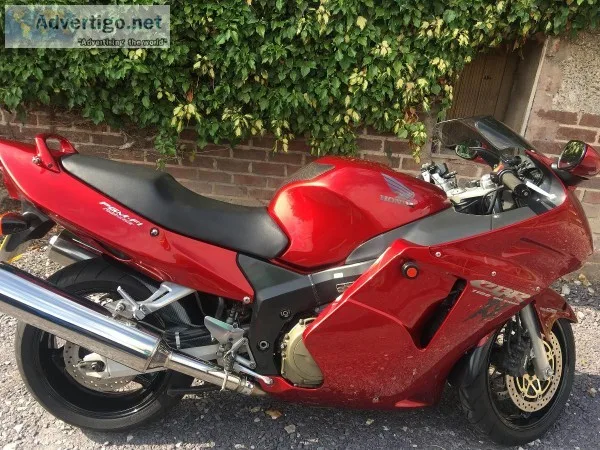 Honda blackbird CBR 1100