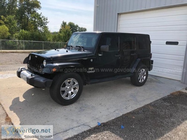 2013 Jeep Wrangler Unlimited Sahara 4WD