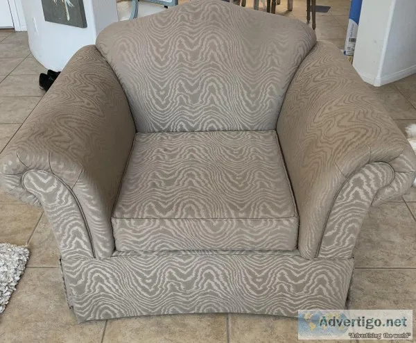 Big green jag print chair