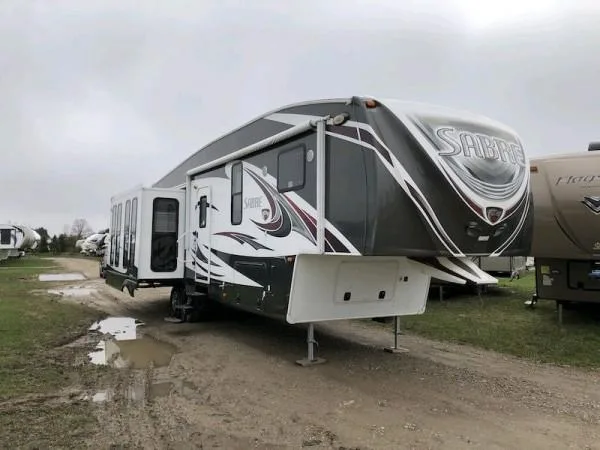 2013 Palomino Sabre 34REQS Fifthwheel For Sale