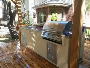 Custom Deck Builders in San Antonio