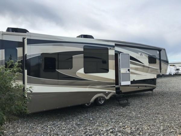 2013 Thor Redwood 36RE Fifthwheel For Sale