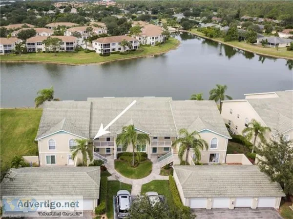 BEAUTIFUL 3BR 2 BATH LAKE VIEW MOVE IN READY BONITA SPRINGS COND
