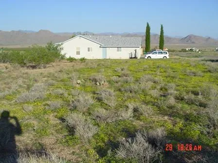 Kingman Az .46 acre lot golf course community Valle Vista on Rt.