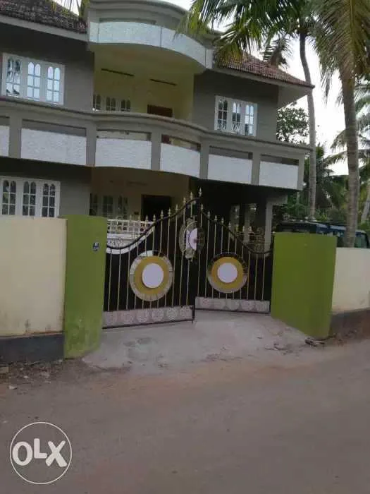 A 4 BED ROOM VILLA FOR SALE IN ATTINGAL