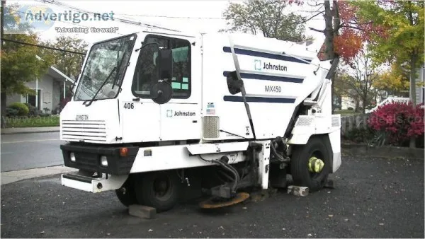 2006 Johnston Allianz MX450 Three Wheel Street Sweeper
