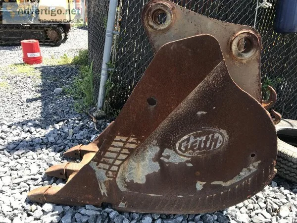 Geith Excavator Bucket 24&quot Wide Caterpillar