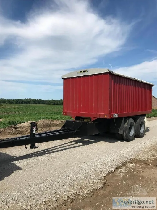 2009 Scott 16 Foot Grain Trailer