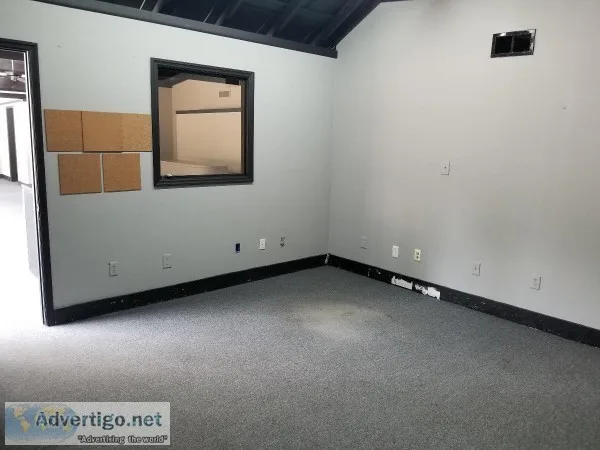 Commercial Building for Lease