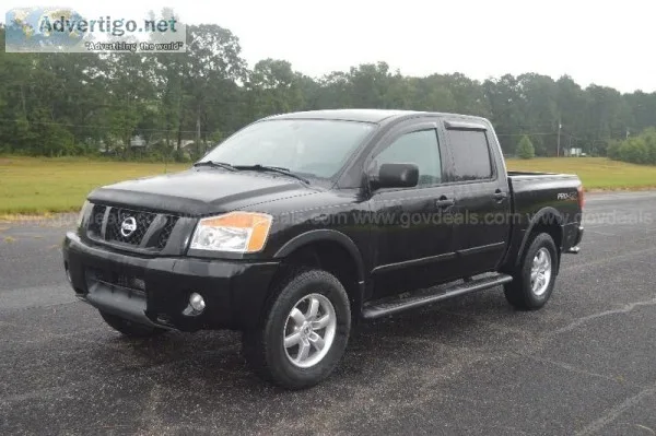 2011 Nissan Titan S Crew Cab 4WD