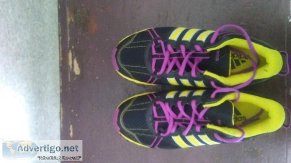 Women s 9.5 Adidas shoes.