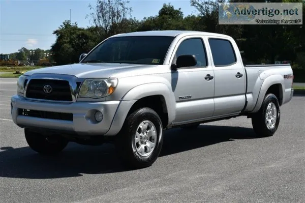 2005 Toyota Tacoma Silver Pickup Truck 61086 miles