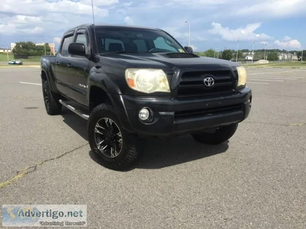 2005 Toyota Tacoma Black Truck Pickup 87000 miles