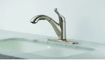 Delta pullout kitchen faucet