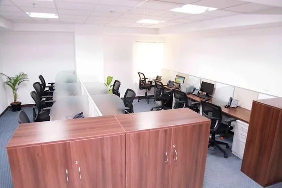 Plug and Play 9 Seaters office for rent in a closed cabin and lo