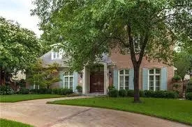 SPECTACCU 3BED()2BATH FINISHED BASEMENTLEASE NOW--
