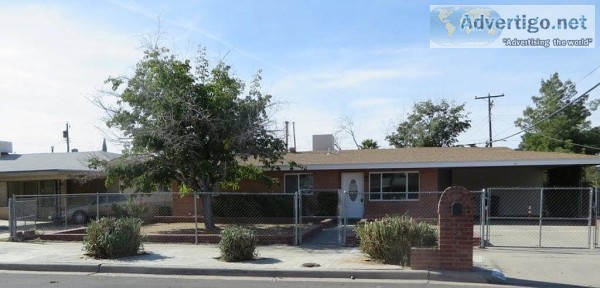 Cozy large 3Bedroom with new windowns and doors  high end applia