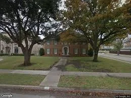 RENOVATEDLARG E THREE BEDROOMSHOUSE FOR RENT NOW