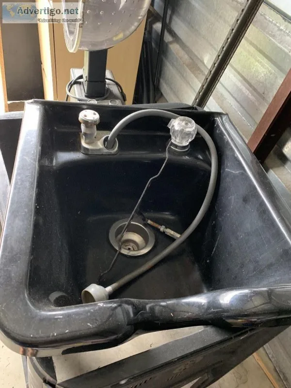 Salon black sink
