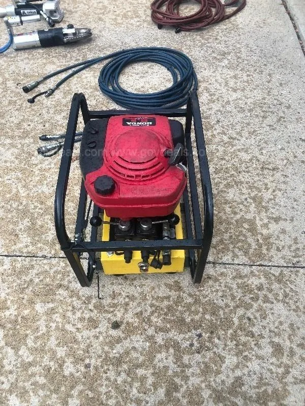 AMKUS Extrication Equipment