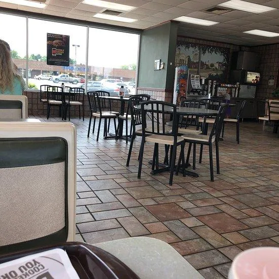 Select the best Dining Place at Yanceyville
