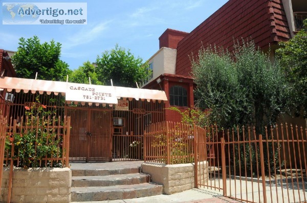 Great Value-Large 2 Bed1.5 Ba-Balcony Rent-Controlled