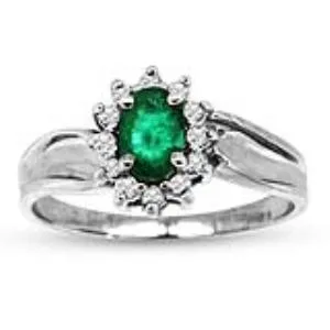 Ring sets collection Buy emerald design engagement ring online