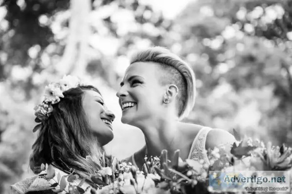 Looking for the best Victoria BC wedding photographers